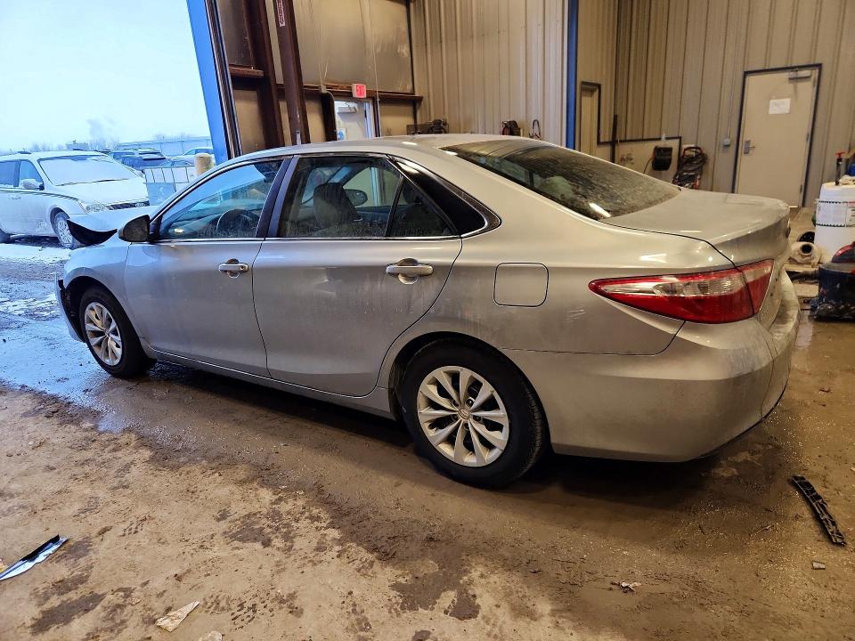 Photo 2 from auction – 2015 TOYOTA CAMRY with VIN 4T4BF1FK8FR475307