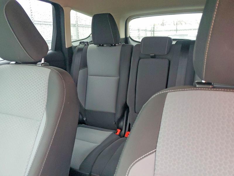 Photo 10 from auction – 2018 FORD ESCAPE with VIN 1FMCU0GD0JUC36969