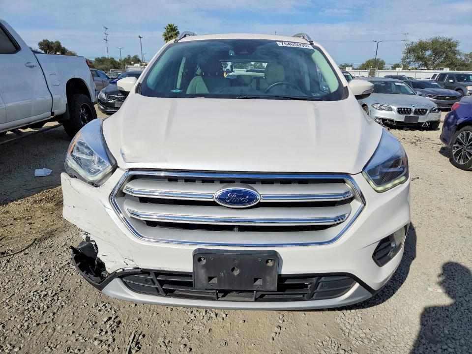 Photo 5 from auction – 2019 FORD ESCAPE TIT with VIN 1FMCU0J99KUA26652