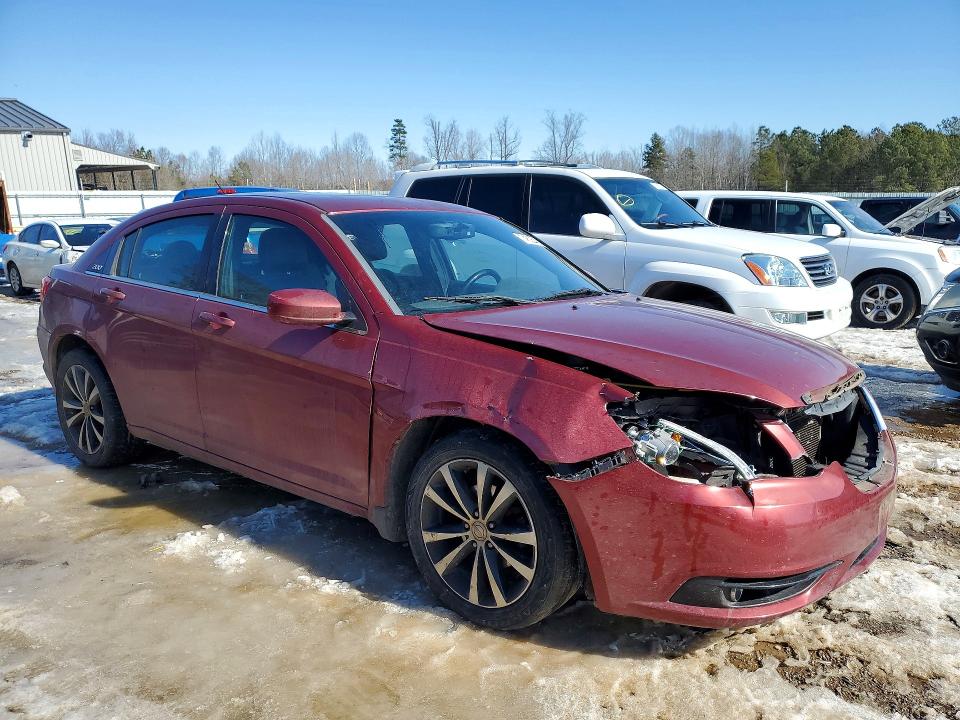 Photo 4 from auction – 2011 CHRYSLER 200 S with VIN 1C3BC8FG1BN567878