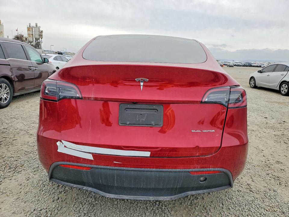 Photo 6 from auction – 2024 TESLA MODEL Y with VIN 7SAYGDEE0RA258821