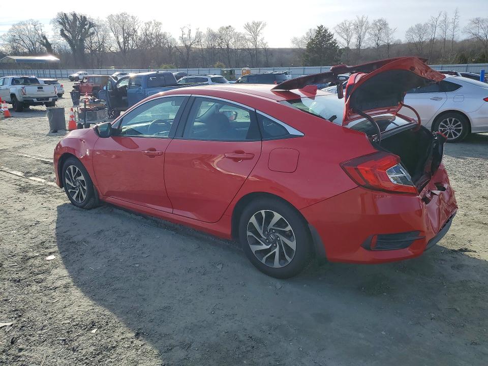 Photo 2 from auction – 2017 HONDA CIVIC with VIN 2HGFC2F78HH576980