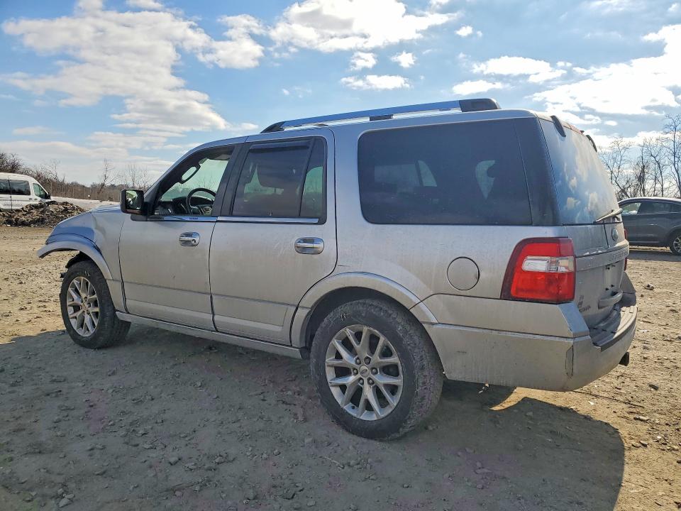 Photo 2 from auction – 2015 FORD EXPEDITION with VIN 1FMJU2AT6FEF10714
