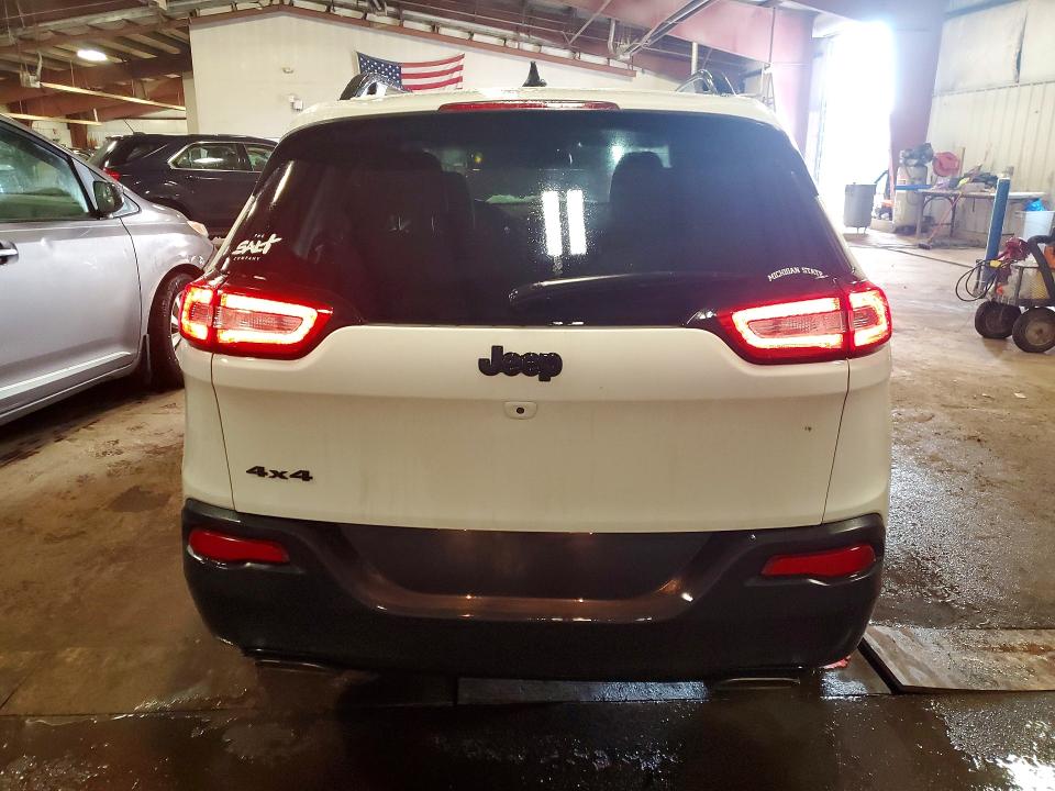 Photo 6 from auction – 2016 JEEP CHEROKEE with VIN 1C4PJMCS9GW121021