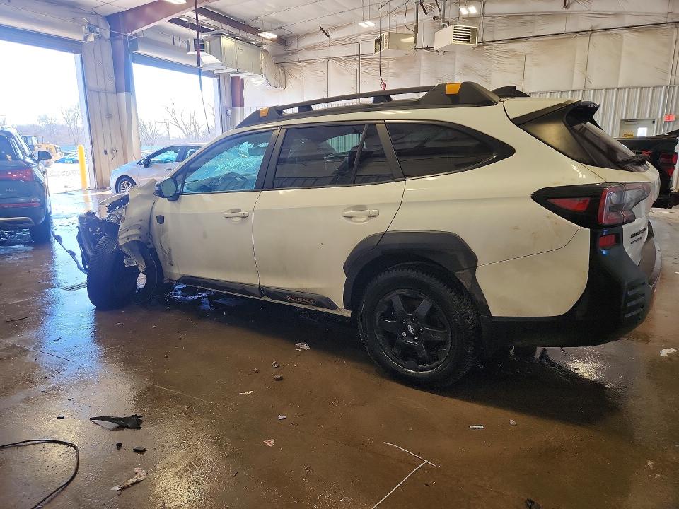 Photo 2 from auction – 2022 SUBARU OUTBACK WI with VIN 4S4BTGUD5N3254410