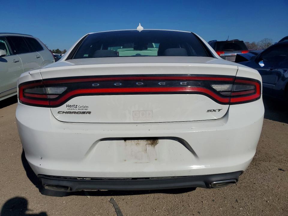 Photo 6 from auction – 2016 DODGE CHARGER SX with VIN 2C3CDXHG4GH203186