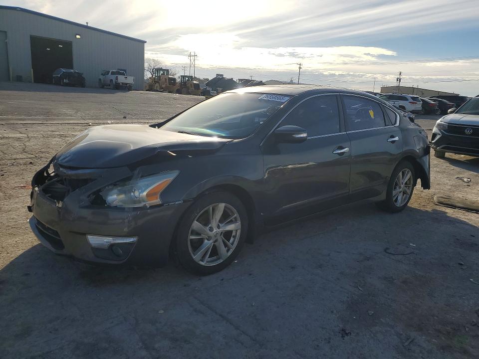 NISSAN ALTIMA 2013 with VIN 1N4AL3AP9DN557237 - Photo from auction