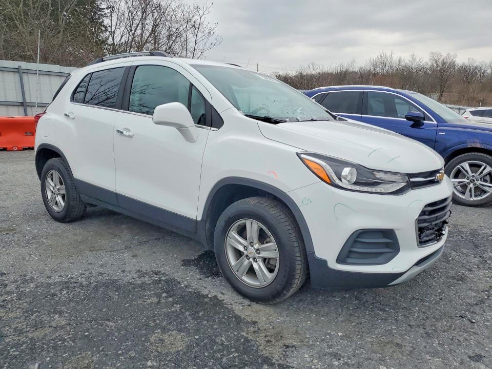 Photo 4 from auction – 2019 CHEVROLET TRAX with VIN KL7CJPSB9KB948029