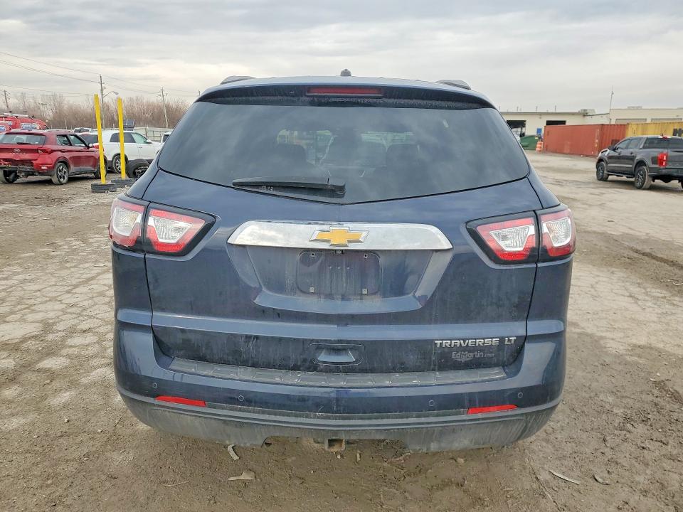 Photo 6 from auction – 2015 CHEVROLET TRAVERSE with VIN 1GNKRGKD0FJ386890