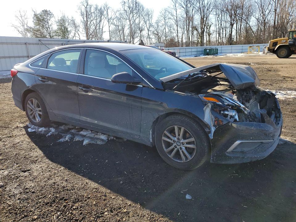Photo 4 from auction – 2017 HYUNDAI SONATA with VIN 5NPE24AF2HH564578