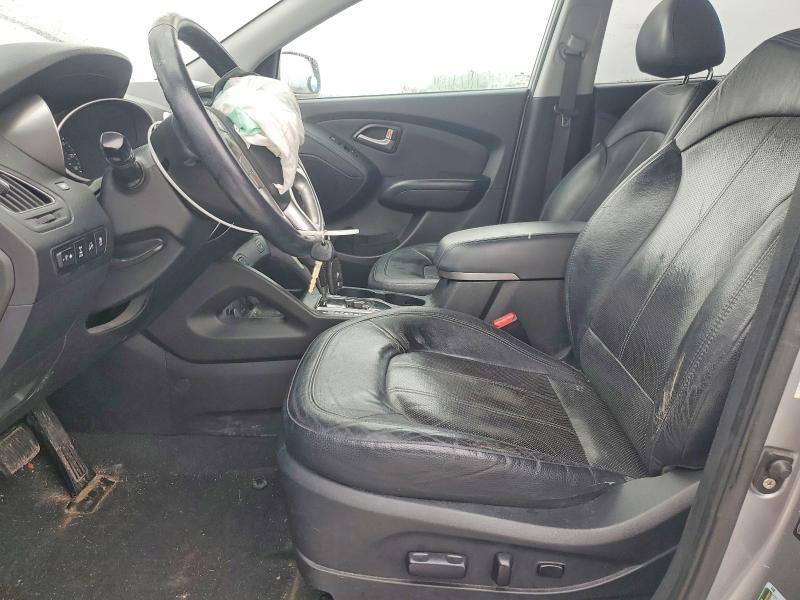 Photo 7 from auction – 2010 HYUNDAI TUCSON GLS with VIN KM8JUCACXAU041759