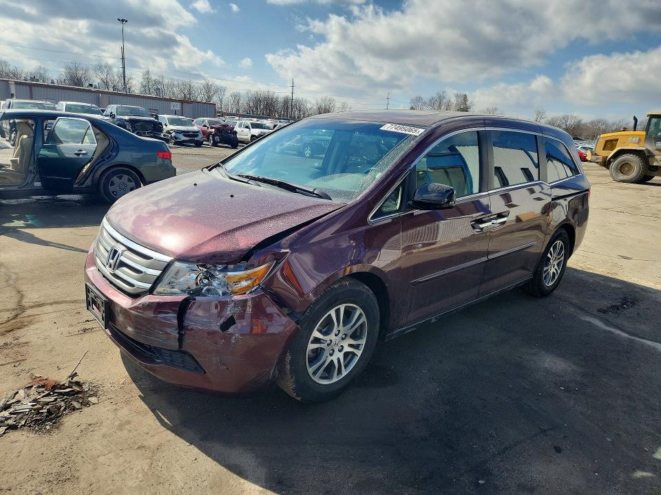 HONDA ODYSSEY 2012 with VIN 5FNRL5H6XCB135142 - Photo from auction