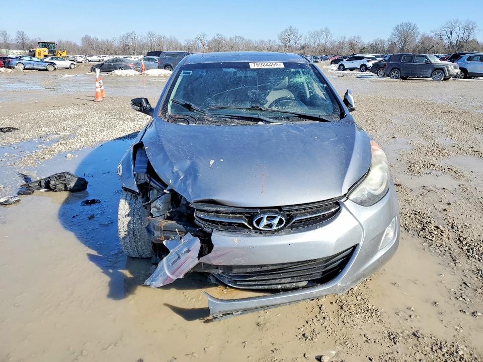 Photo 5 from auction – 2012 HYUNDAI ELANTRA with VIN KMHDH4AE8CU222998
