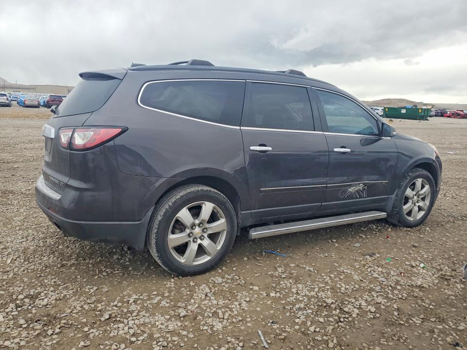 Photo 3 from auction – 2016 CHEVROLET TRAVERSE with VIN 1GNKVJKD6GJ107601