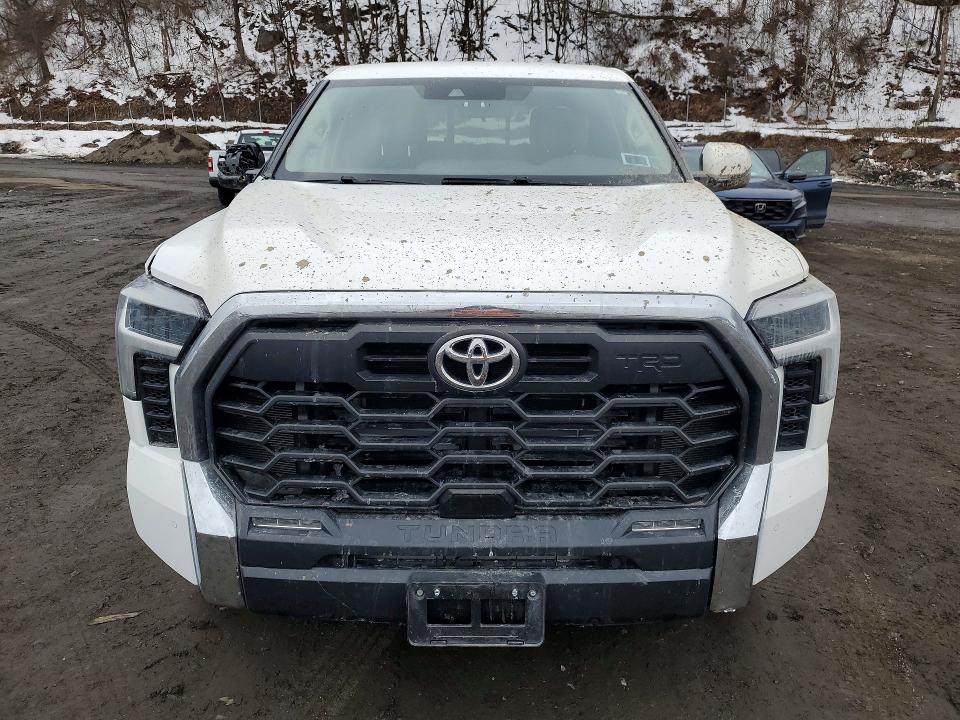 Photo 5 from auction – 2022 TOYOTA TUNDRA with VIN 5TFLA5DA1NX045134