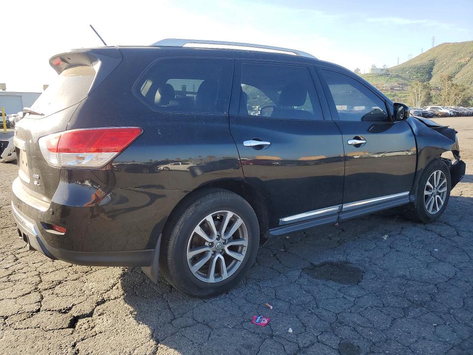 Photo 3 from auction – 2014 NISSAN PATHFINDER with VIN 5N1AR2MM1EC673545