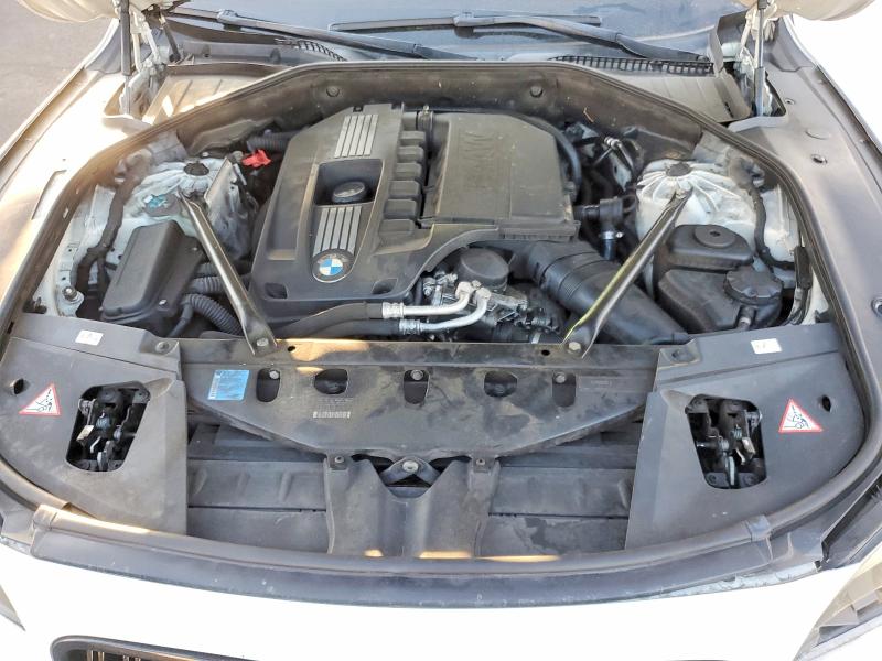 Photo 11 from auction – 2011 BMW 740 with VIN WBAKB4C55BC574545