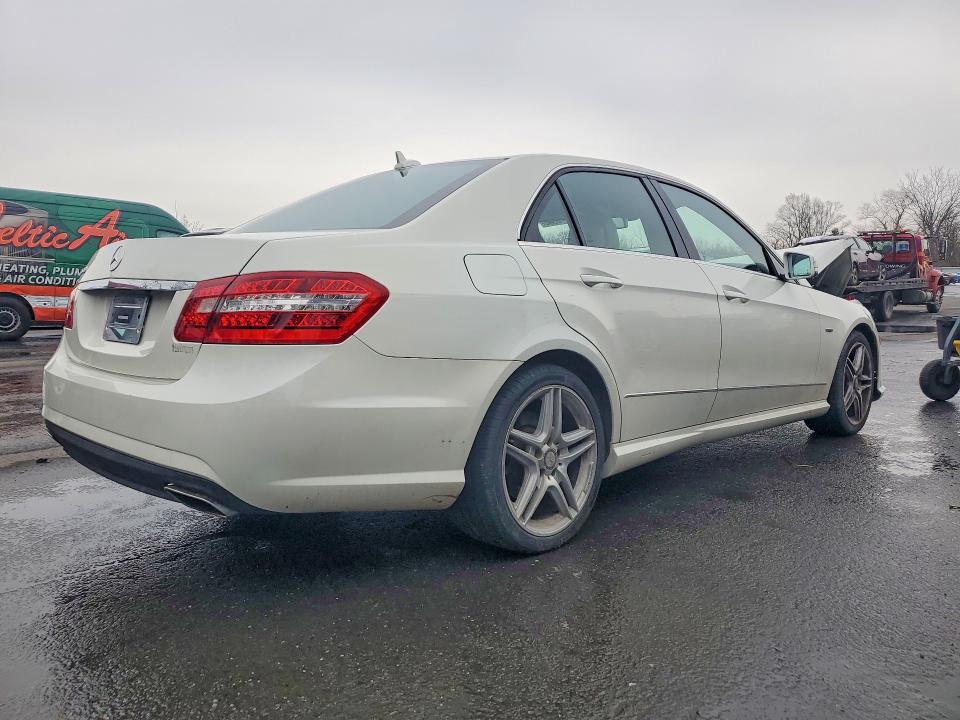 Photo 3 from auction – 2012 MERCEDES-BENZ E with VIN WDDHF5KB4CA587787
