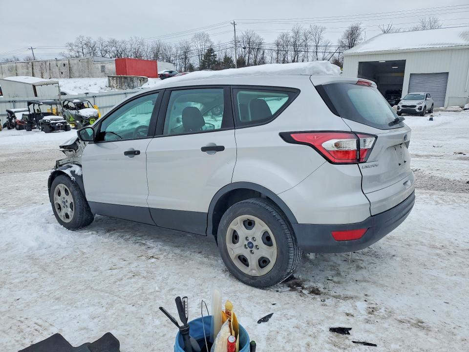 Foto 2 de la subasta – 2017 FORD ESCAPE S con VIN 1FMCU0F73HUE21975
