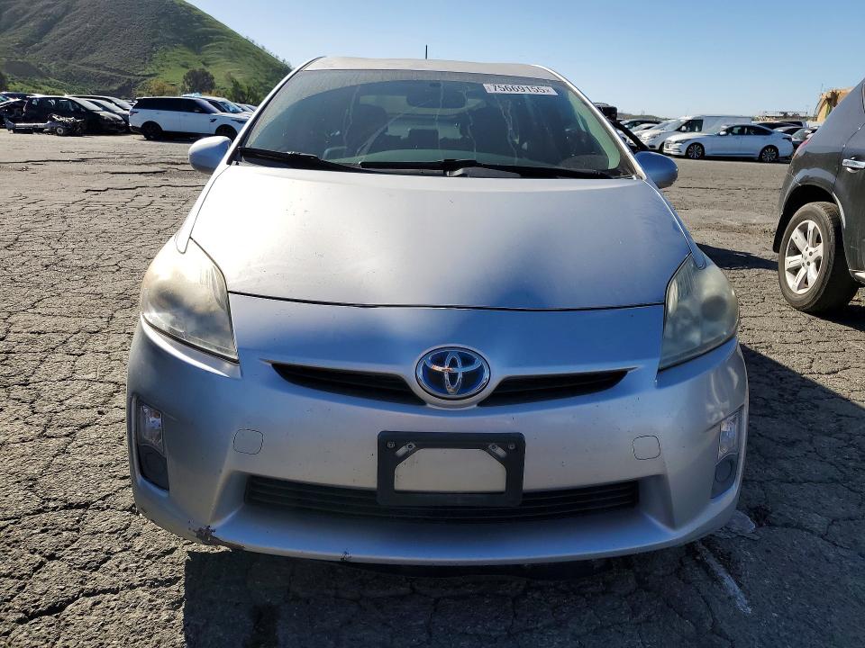 Photo 5 from auction – 2011 TOYOTA PRIUS with VIN JTDKN3DU6B5324326