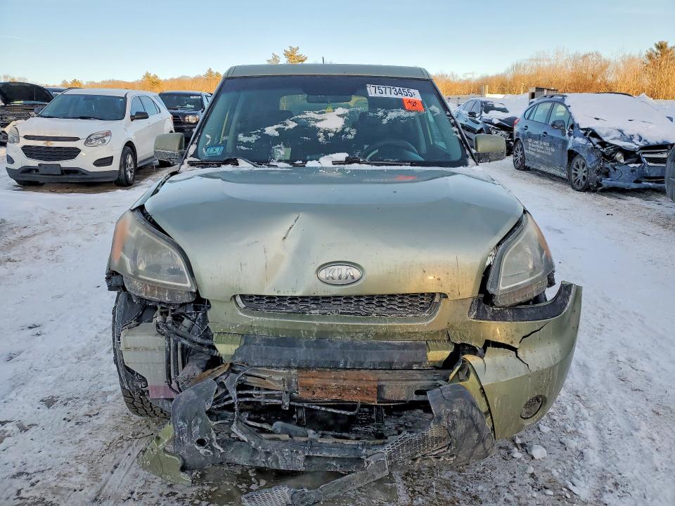 Photo 5 from auction – 2010 KIA SOUL + with VIN KNDJT2A25A7104659