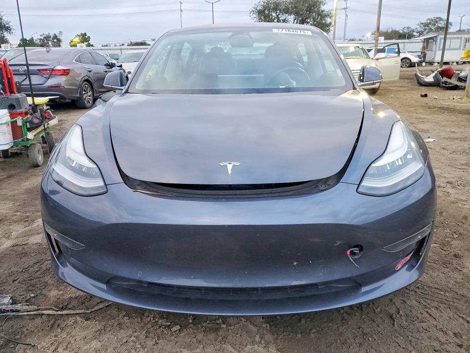 Photo 5 from auction – 2018 TESLA MODEL 3 with VIN 5YJ3E1EA7JF046496