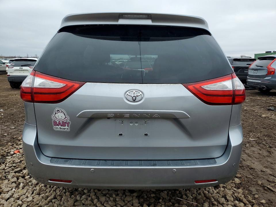Photo 6 from auction – 2016 TOYOTA SIENNA with VIN 5TDDK3DC1GS131592