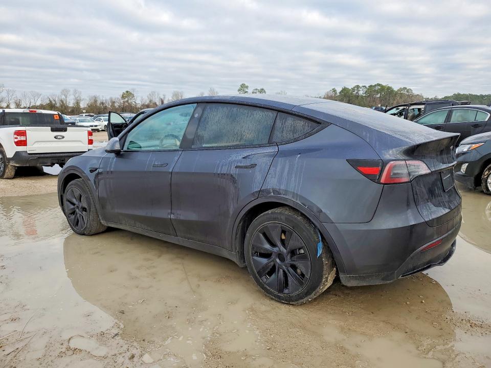 Фото 2 с аукциона – 2025 TESLA MODEL Y с VIN 7SAYGDED6SA351761