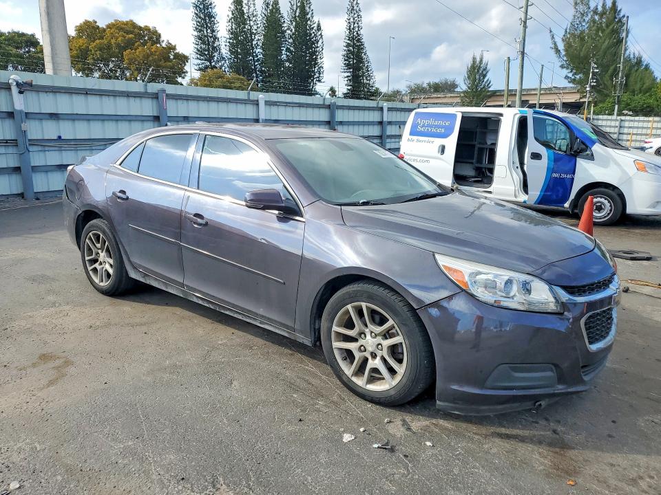 Photo 4 from auction – 2015 CHEVROLET MALIBU with VIN 1G11C5SL7FF166384