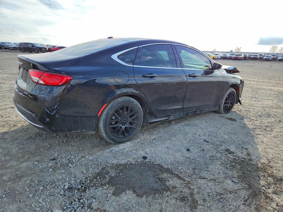 Photo 3 from auction – 2015 CHRYSLER 200 with VIN 1C3CCCABXFN504576