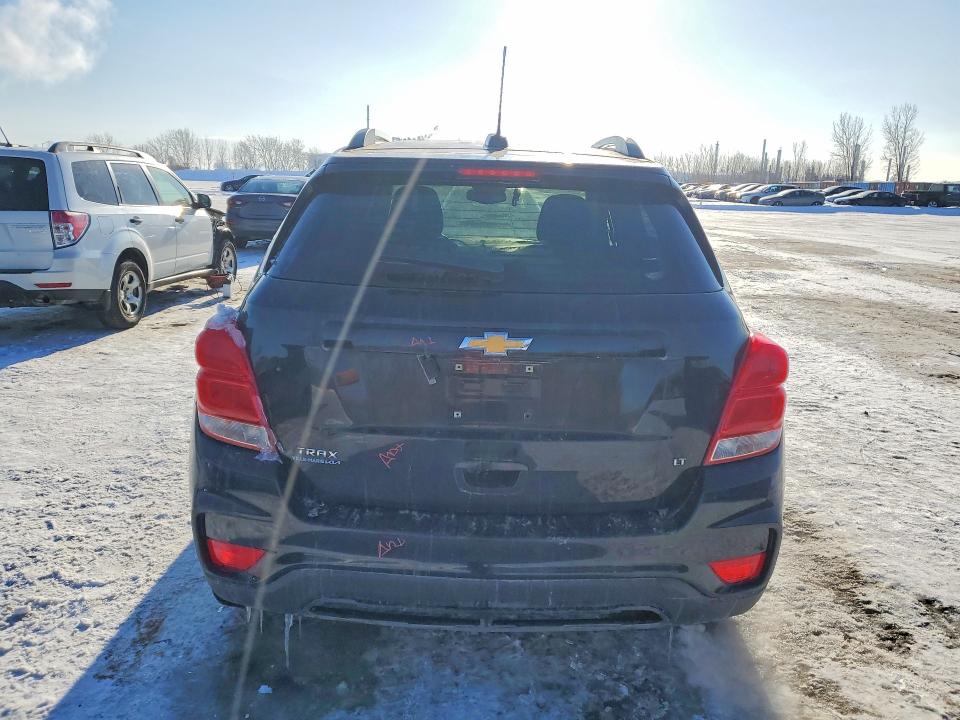 Photo 6 from auction – 2018 CHEVROLET TRAX with VIN 3GNCJLSB7JL351591