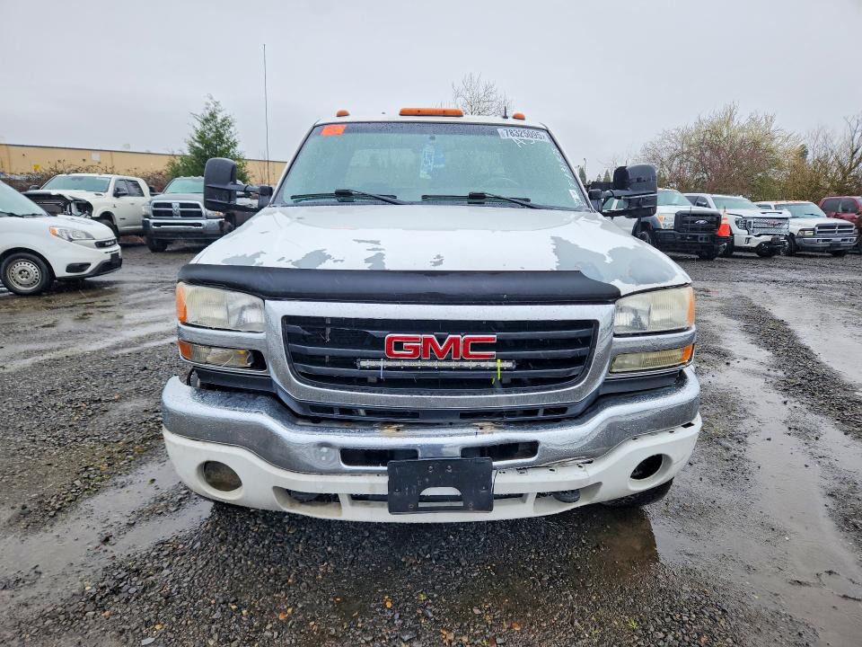 Photo 5 from auction – 2006 GMC NEW SIERRA with VIN 1GTJK33276F110935