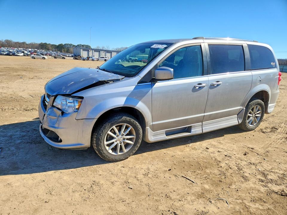 DODGE GRAND CARAVAN 2019 with VIN 2C4RDGCG1KR693134 - Photo from auction