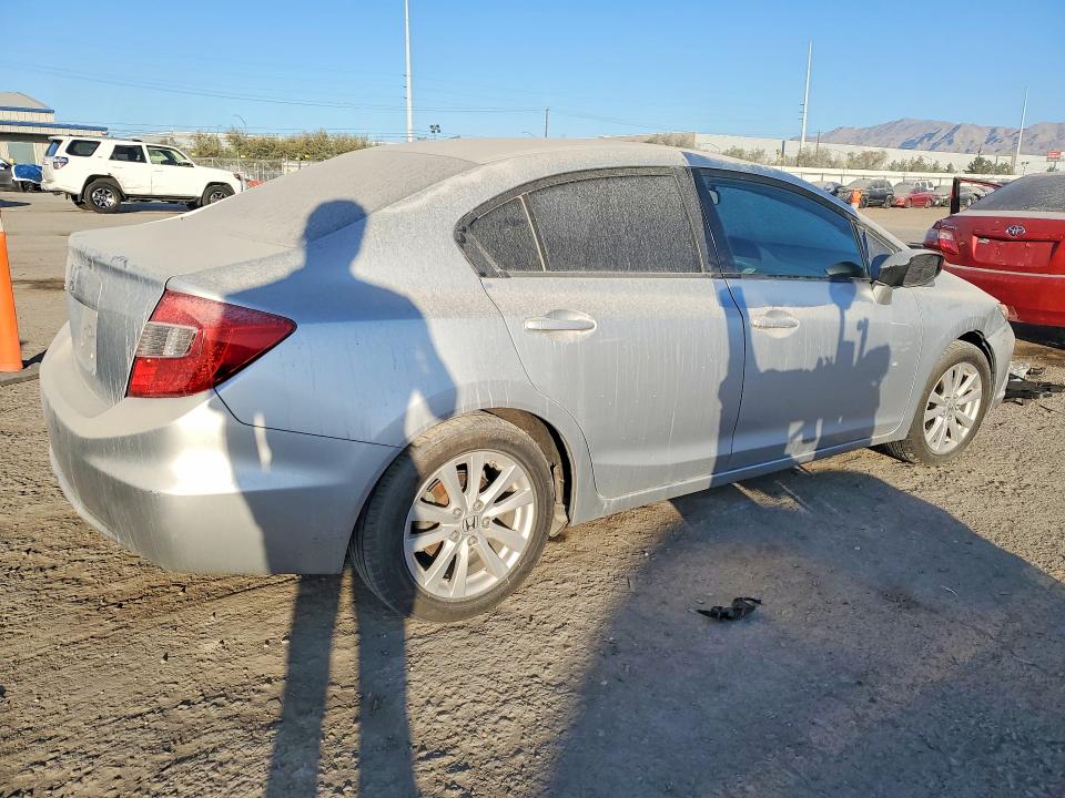 Photo 3 from auction – 2012 HONDA CIVIC with VIN 2HGFB2F89CH608825