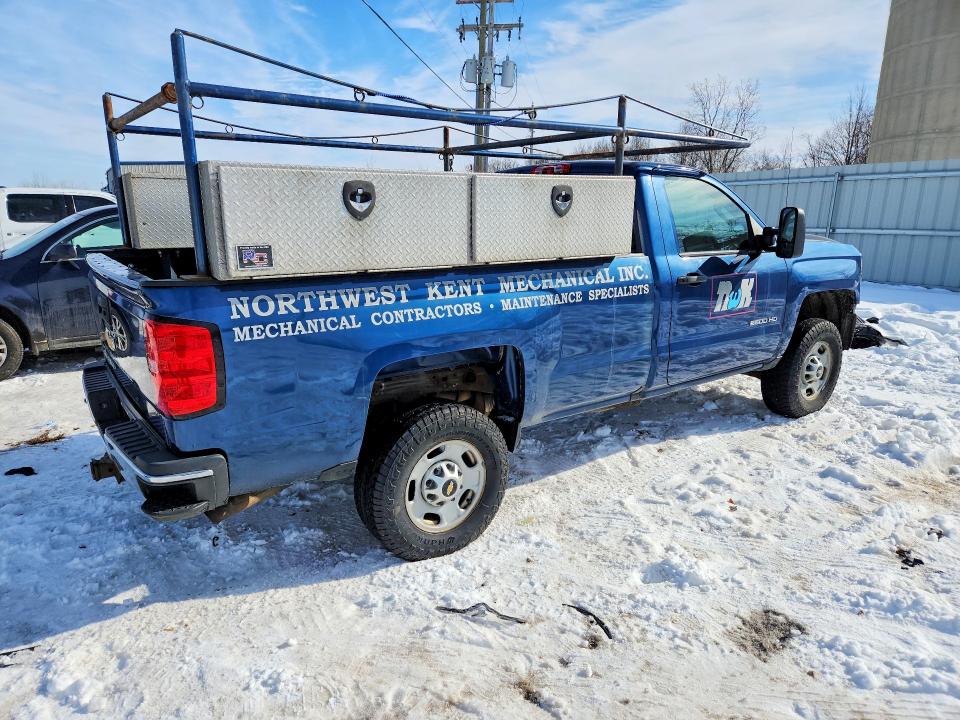 Photo 3 from auction – 2016 CHEVROLET SILVERADO with VIN 1GC0CUEG4GZ289152