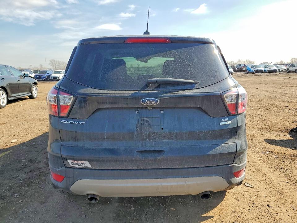 Photo 6 from auction – 2017 FORD ESCAPE with VIN 1FMCU0GD5HUC23838