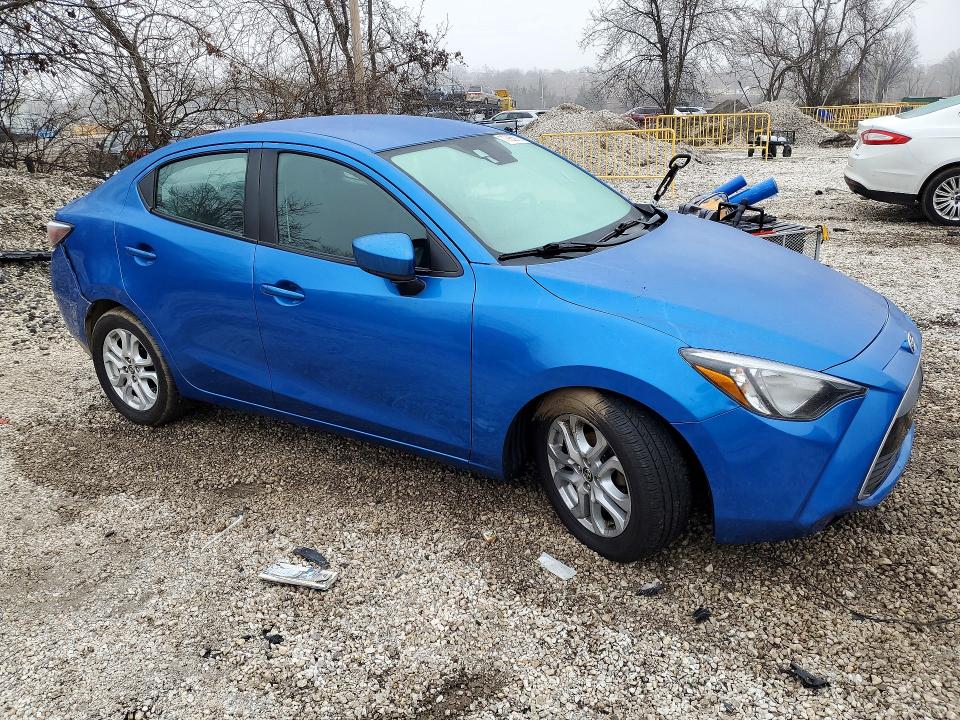 Photo 4 from auction – 2016 SCION IA with VIN 3MYDLBZV0GY108073