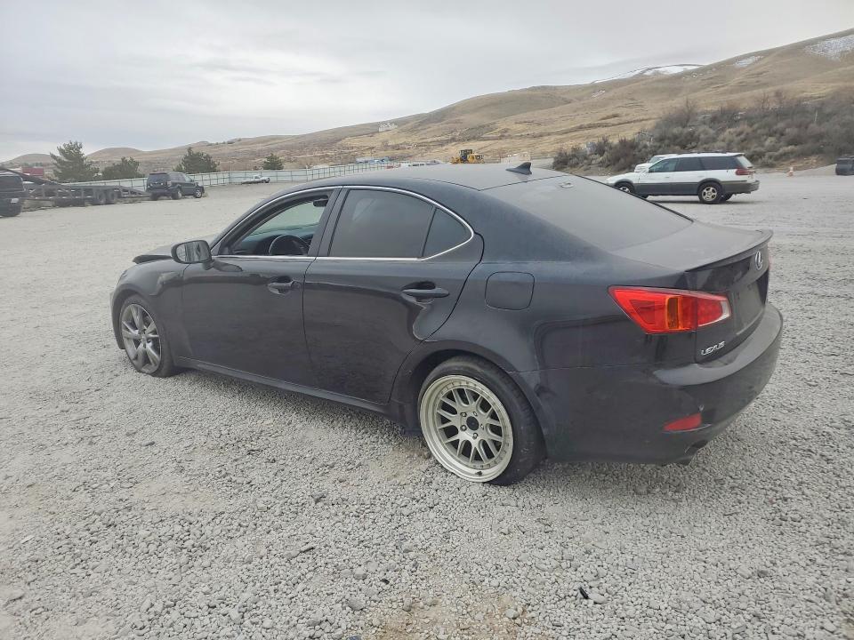 Photo 2 from auction – 2010 LEXUS IS with VIN JTHBF5C29A5112445