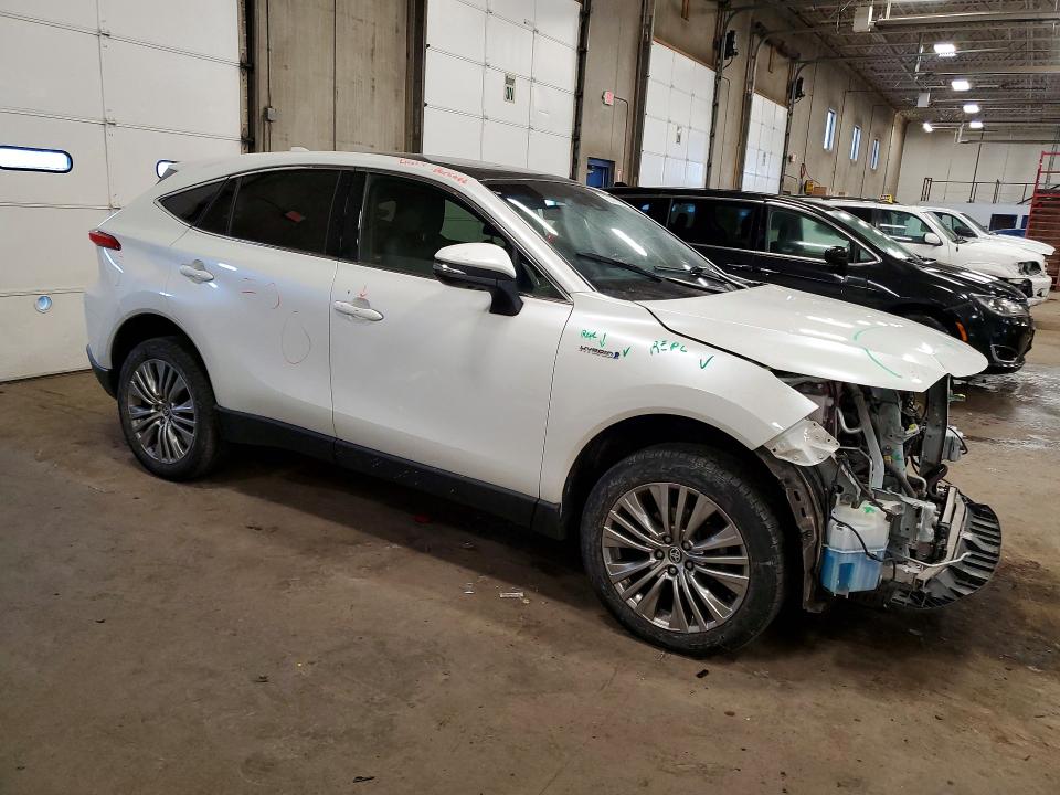 Photo 4 from auction – 2021 TOYOTA VENZA LE with VIN JTEAAAAH8MJ044786
