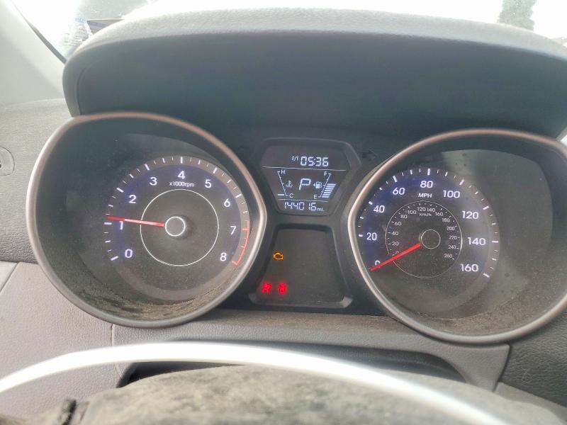 Photo 9 from auction – 2016 HYUNDAI ELANTRA with VIN 5NPDH4AE4GH729580