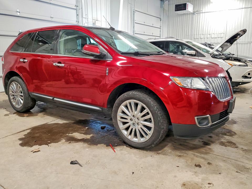 Photo 4 from auction – 2015 LINCOLN MKX with VIN 2LMDJ8JK1FBL26684
