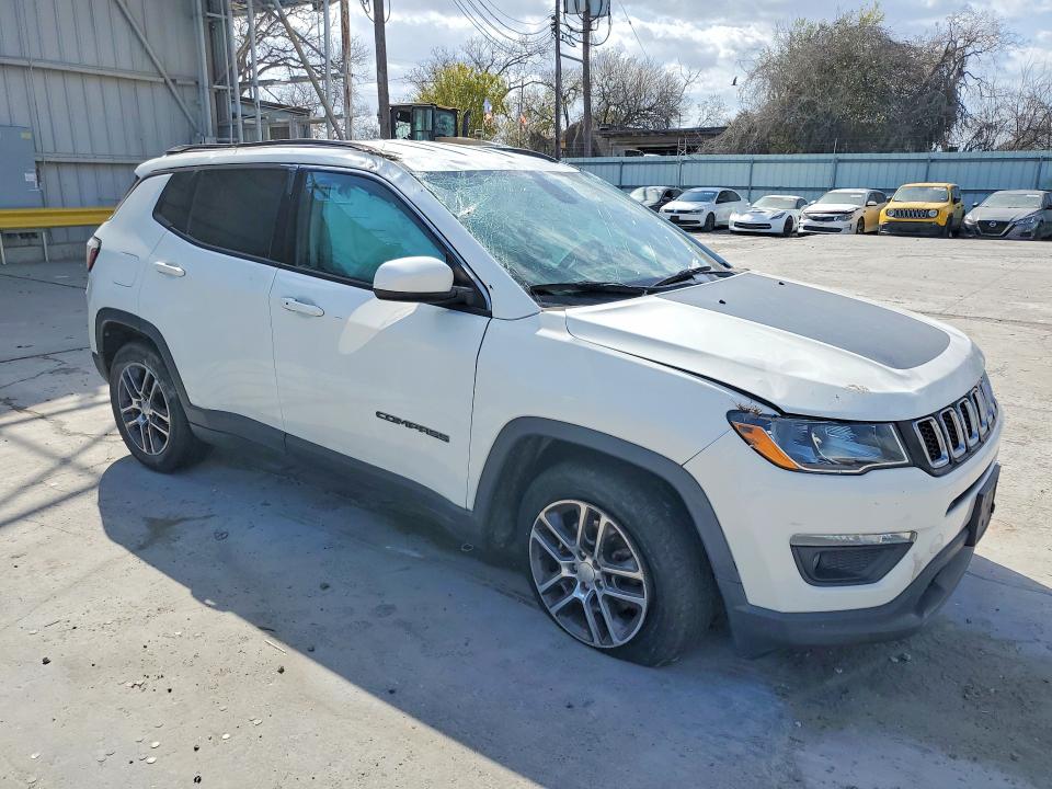 Photo 4 from auction – 2018 JEEP COMPASS with VIN 3C4NJCBBXJT102350