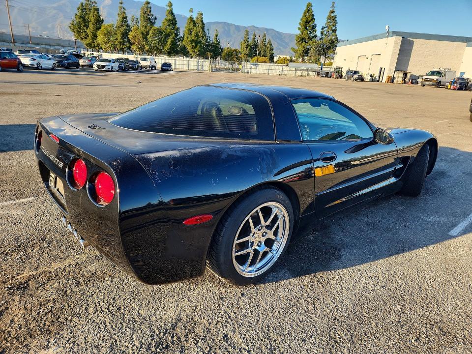 Photo 3 from auction – 2001 CHEVROLET CORVETTE with VIN 1G1YY22G215122244