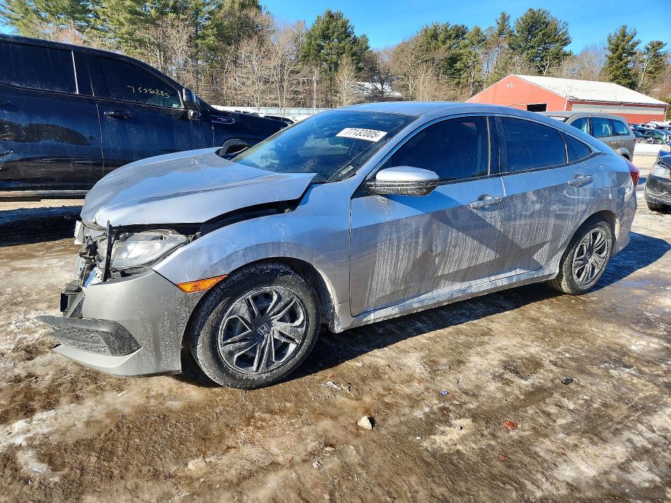 HONDA CIVIC 2018 with VIN 19XFC2F50JE206864 - Photo from auction