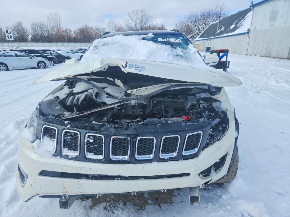 Photo 5 from auction – 2020 JEEP COMPASS with VIN 3C4NJDCB9LT142457