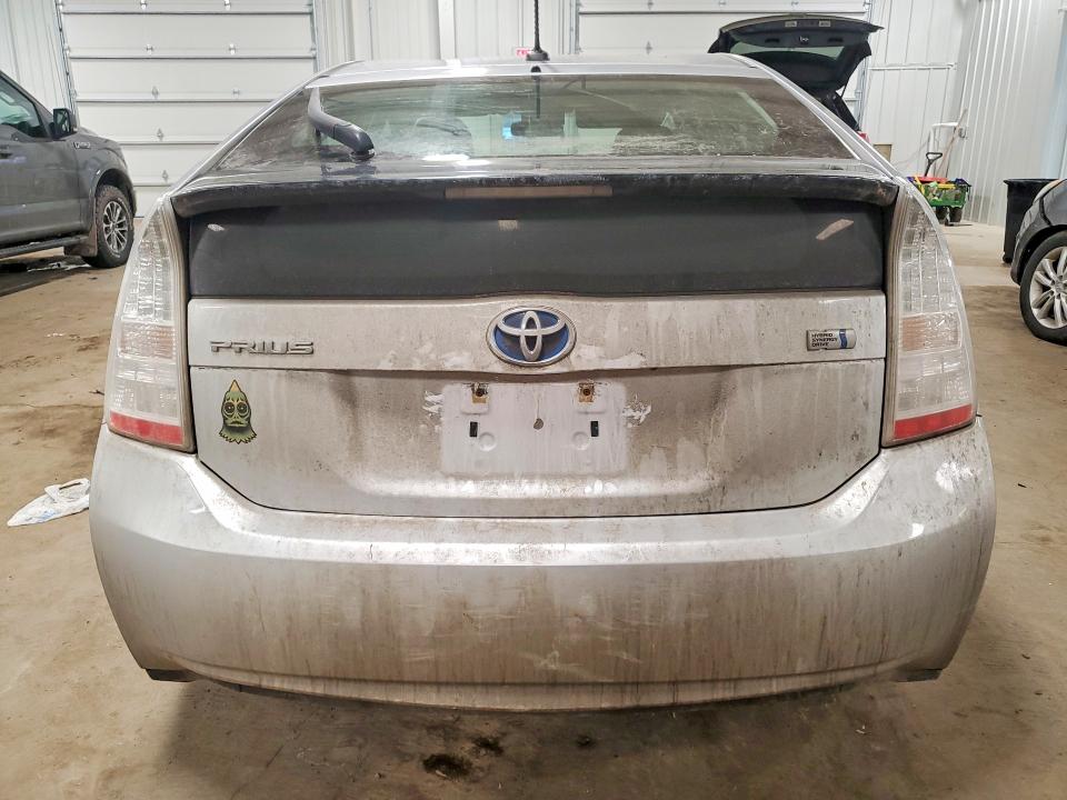 Photo 6 from auction – 2011 TOYOTA PRIUS with VIN JTDKN3DU9B1397133