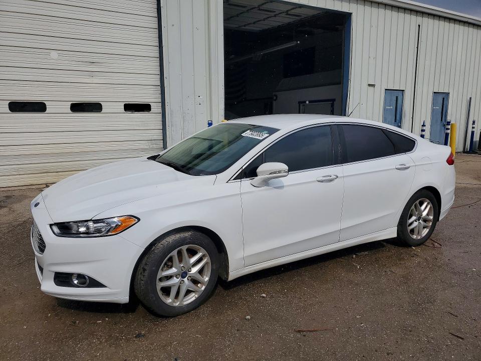FORD FUSION 2014 con VIN 1FA6P0HD3E5382599 - Foto de la subasta