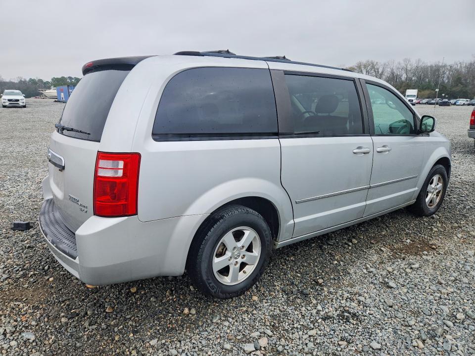 Photo 3 from auction – 2010 DODGE GRAND CARA with VIN 2D4RN5D19AR244782