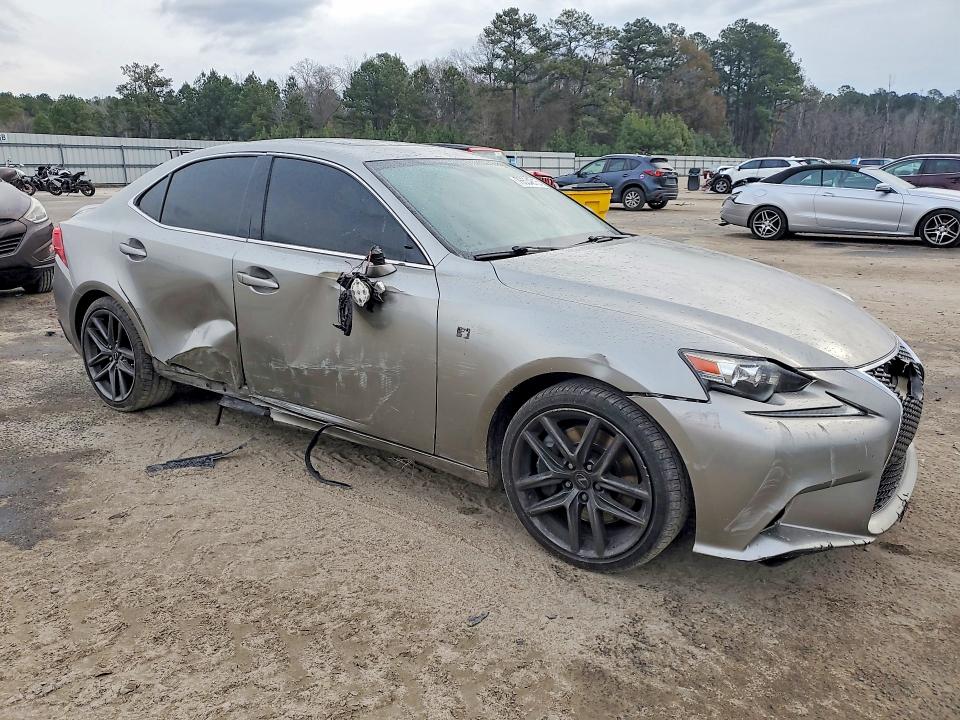 Photo 4 from auction – 2016 LEXUS IS with VIN JTHBE1D21G5023696