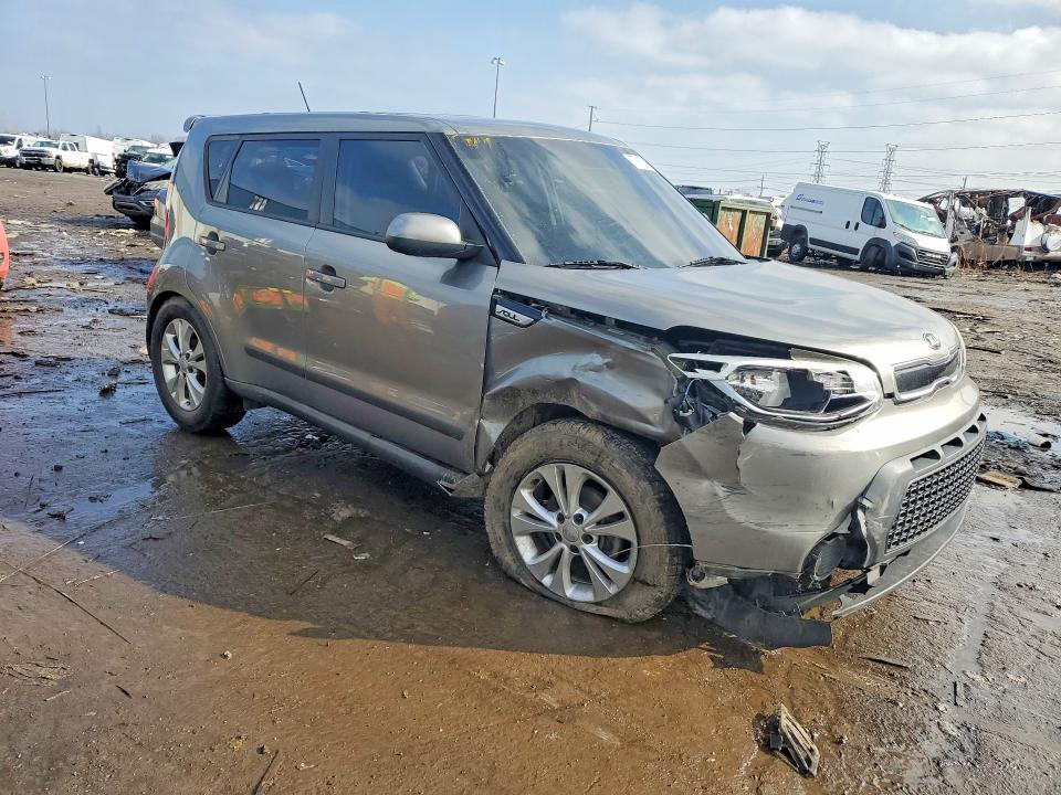 Photo 4 from auction – 2015 KIA SOUL with VIN KNDJP3A57F7119112